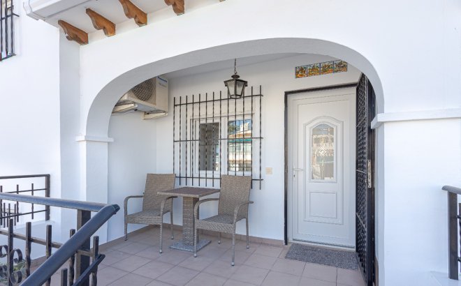 Resale - Villa -
Orihuela Costa - Costa Blanca
