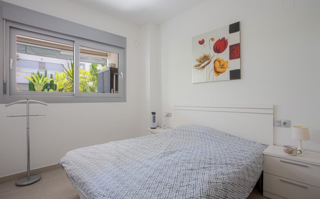 Resale - Apartment -
Torrevieja - Costa Blanca