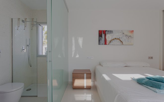 Resale - Villa -
Orihuela Costa - Costa Blanca