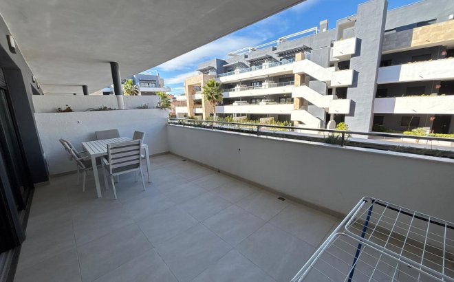 Herverkoop - Appartement -
Playa Flamenca - Costa Blanca