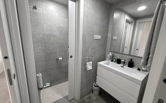 Herverkoop - Appartement -
Playa Flamenca - Costa Blanca