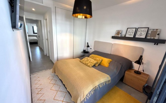 Herverkoop - Appartement -
Playa Flamenca - Costa Blanca