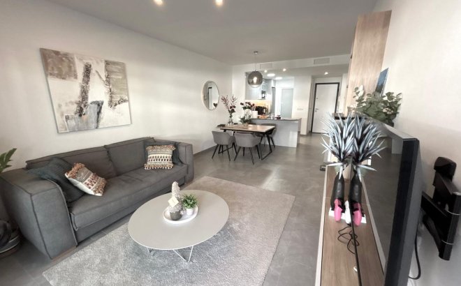 Herverkoop - Appartement -
Playa Flamenca - Costa Blanca