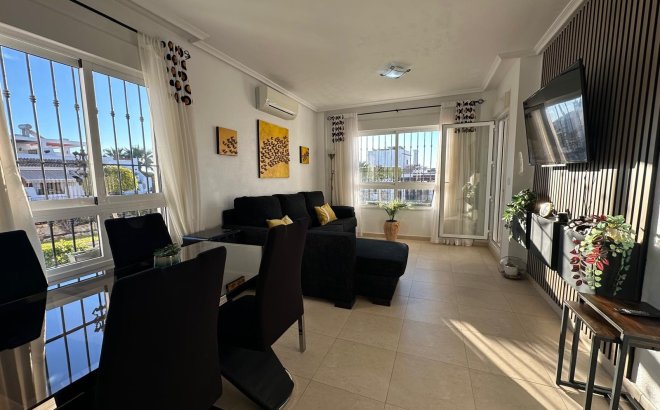Resale - Apartment -
Campoamor - Costa Blanca