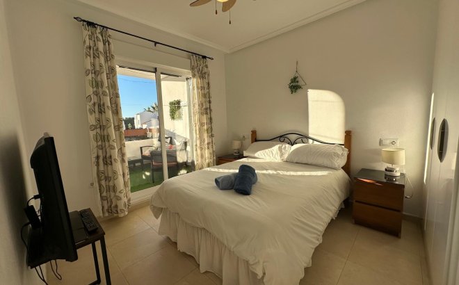 Resale - Apartment -
Campoamor - Costa Blanca