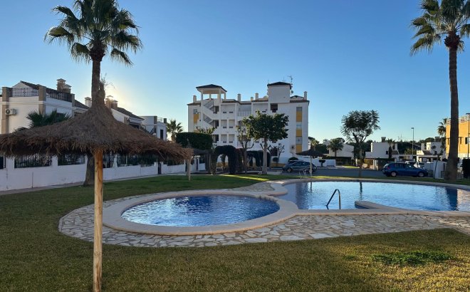 Resale - Apartment -
Campoamor - Costa Blanca