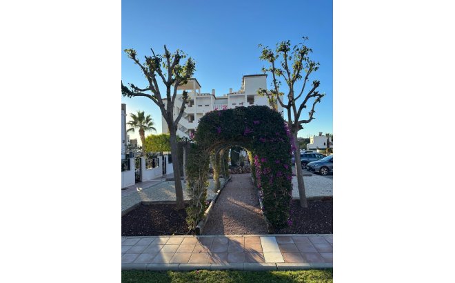 Resale - Apartment -
Campoamor - Costa Blanca