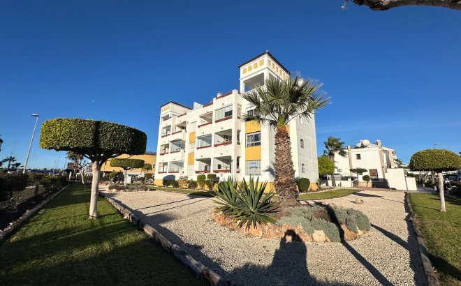 Resale - Apartment -
Campoamor - Costa Blanca