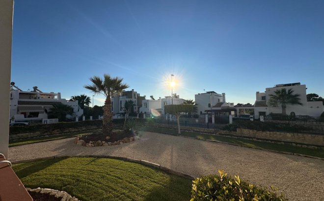 Resale - Apartment -
Campoamor - Costa Blanca