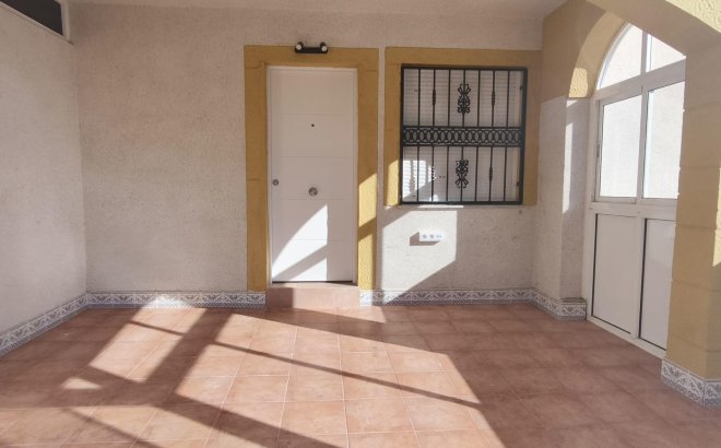 Resale - Town House -
Orihuela Costa - La Ceñuela