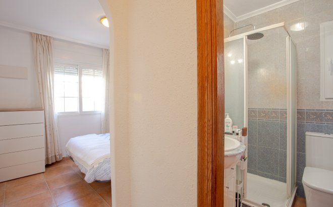 Herverkoop - Villa -
Pilar de la Horadada - Costa Blanca