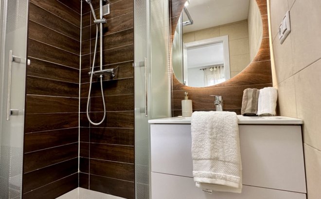 Resale - Apartment -
Torrevieja - Costa Blanca