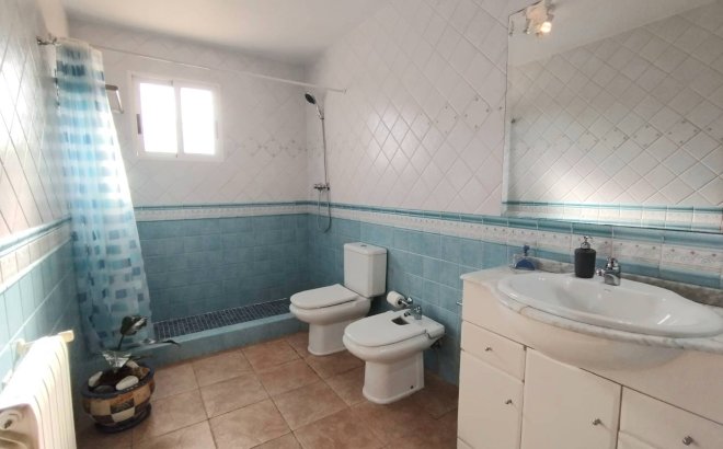 Resale - Villa -
Torrevieja - La Siesta - El Salado - Torreta