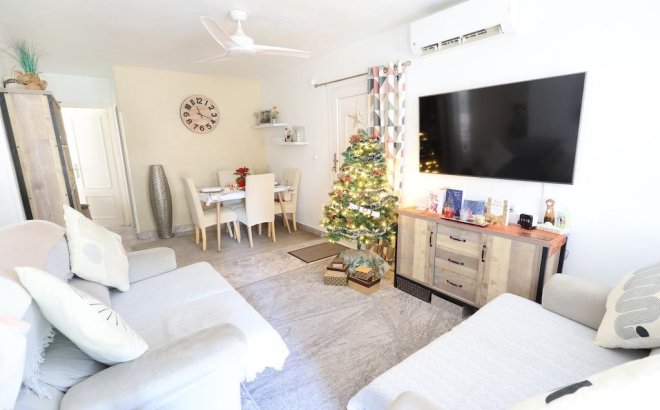 Resale - Bungalow -
Torrevieja - Costa Blanca