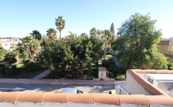 Resale - Bungalow -
Torrevieja - Costa Blanca