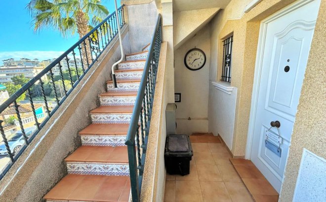 Resale - Town House -
Villamartin - Costa Blanca