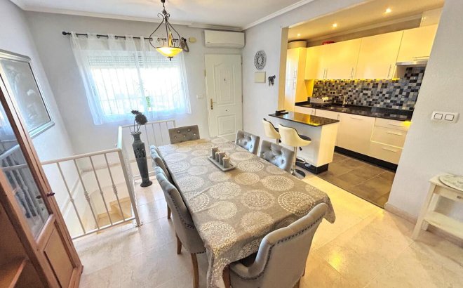 Resale - Town House -
Villamartin - Costa Blanca