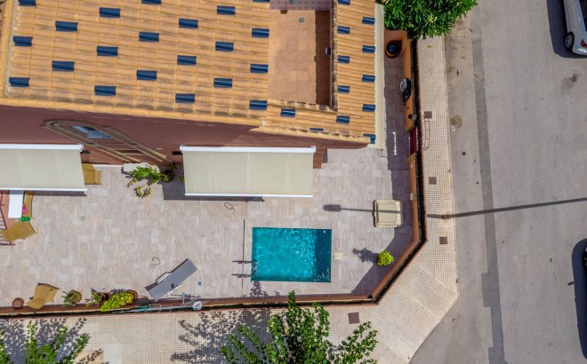 Resale - Villa -
Torre de la Horadada - Costa Blanca