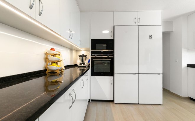 Resale - Villa -
Torre de la Horadada - Costa Blanca