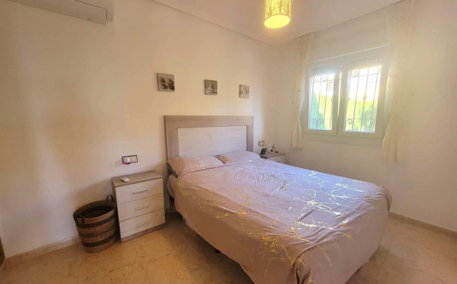 Resale - Town House -
Los Montesinos - Los Montesinos - Urb. La Herrada