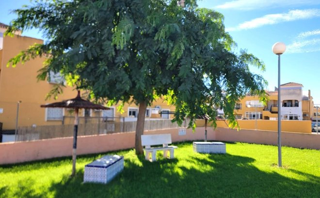 Resale - Town House -
Los Montesinos - Los Montesinos - Urb. La Herrada