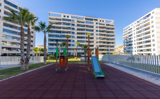Resale - Apartment -
Torrevieja - Costa Blanca