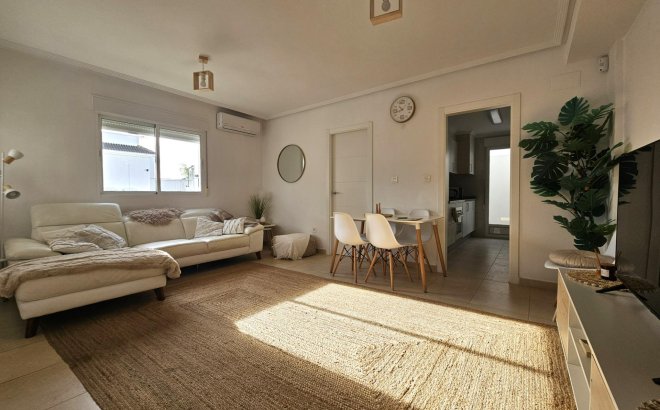 Herverkoop - Semi Detached -
San Fulgencio