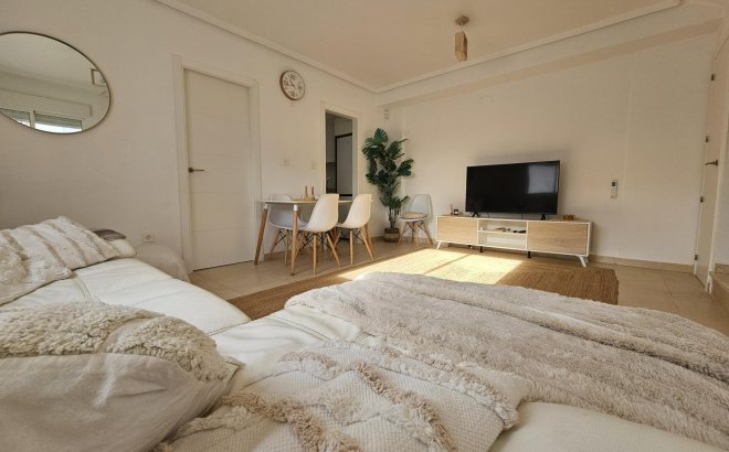 Herverkoop - Semi Detached -
San Fulgencio