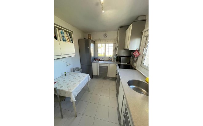 Resale - Villa -
Villamartin - Costa Blanca