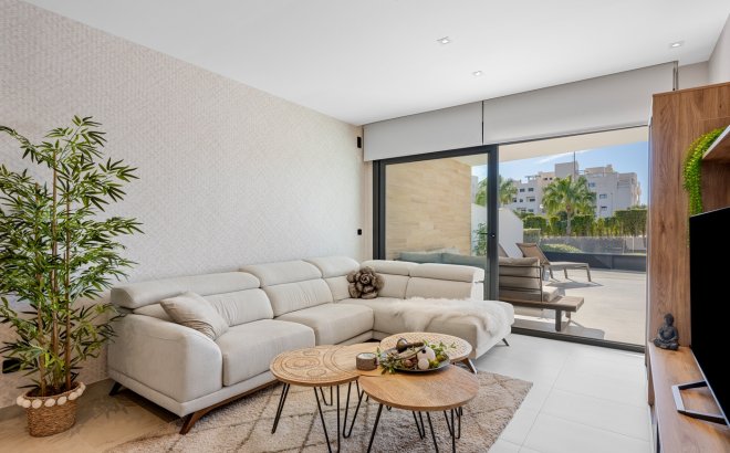 Herverkoop - Appartement -
Orihuela Costa - Costa Blanca