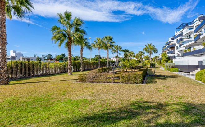 Herverkoop - Appartement -
Orihuela Costa - Costa Blanca