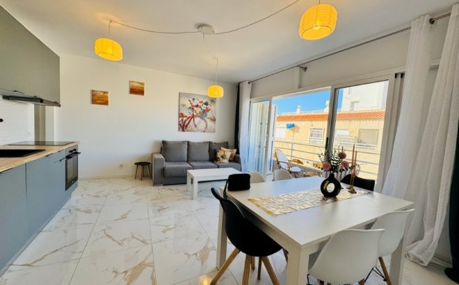 Resale - Apartment -
La Mata - Costa Blanca