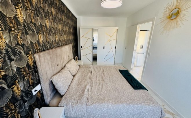 Resale - Apartment -
La Mata - Costa Blanca