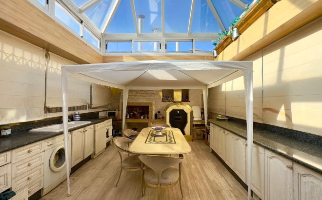 Resale - Penthouse -
Torrevieja - Centro