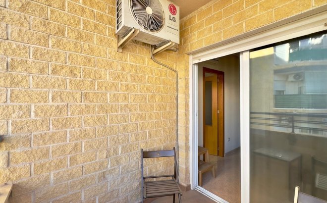 Revente - Appartement -
Torrevieja