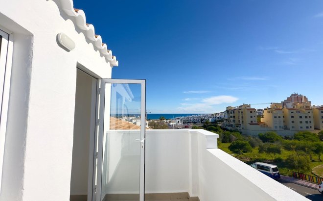 Resale - Town House -
Torrevieja - La Mata