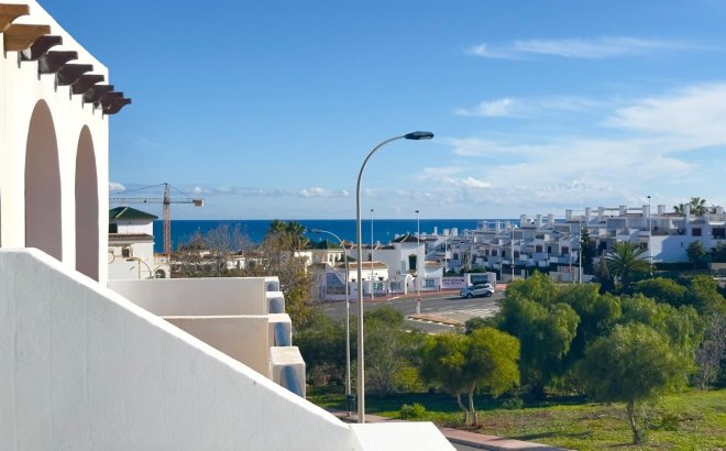 Resale - Town House -
Torrevieja - La Mata