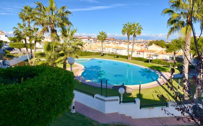 Resale - Town House -
Torrevieja - La Mata