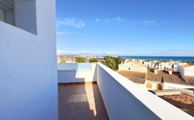 Resale - Town House -
Torrevieja - La Mata