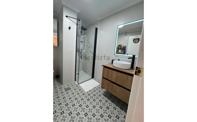 Revente - Penthouse -
Torrevieja - La Mata