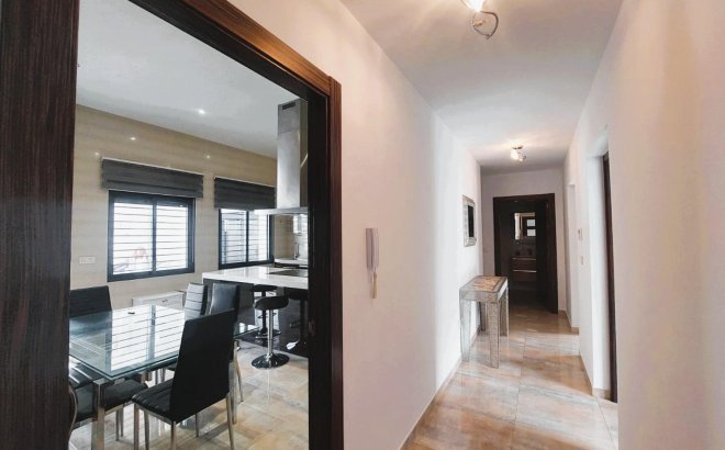 Resale - Villa -
Pilar de la Horadada - Costa Blanca