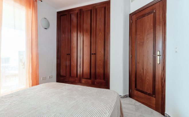 Resale - Apartment -
Torrevieja - Playa de los Locos