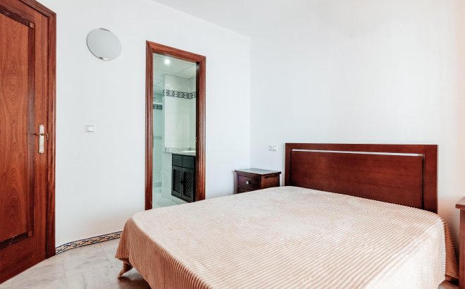 Resale - Apartment -
Torrevieja - Playa de los Locos