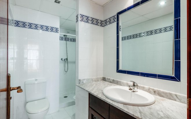 Resale - Apartment -
Torrevieja - Playa de los Locos