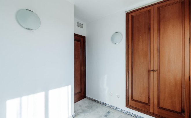 Resale - Apartment -
Torrevieja - Playa de los Locos