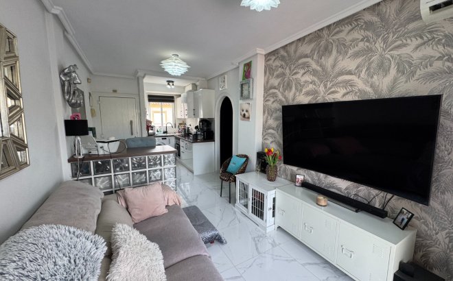 Herverkoop - Appartement -
Orihuela Costa - Costa Blanca