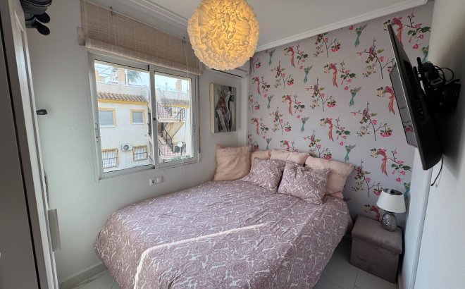 Herverkoop - Appartement -
Orihuela Costa - Costa Blanca