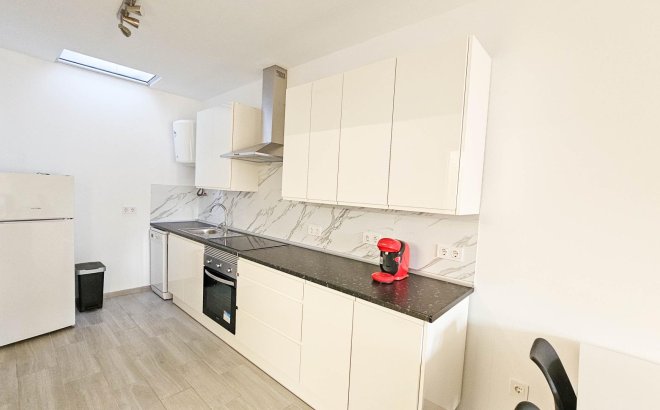 Resale - Town House -
Torrevieja - El Limonar