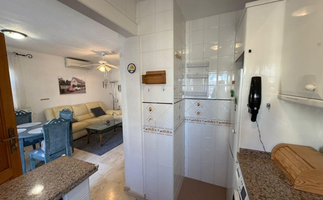 Herverkoop - Semi Detached -
Orihuela Costa - Playa Flamenca