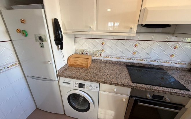 Herverkoop - Semi Detached -
Orihuela Costa - Playa Flamenca